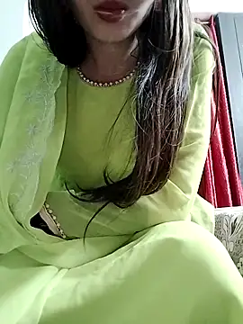 Chatroom XXX en direct de Noor_Darliing