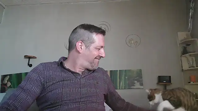 matrikes1 Show in webcam