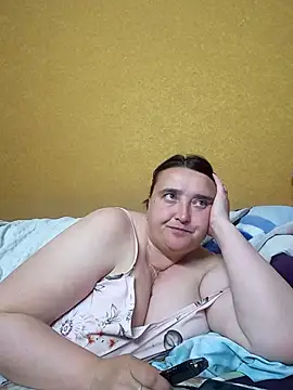 LiluHot élő XXX-chatje