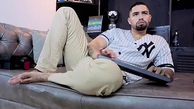 matteosantos' Live XXX Chat