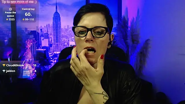 Chatroom XXX en direct de ninarandmann