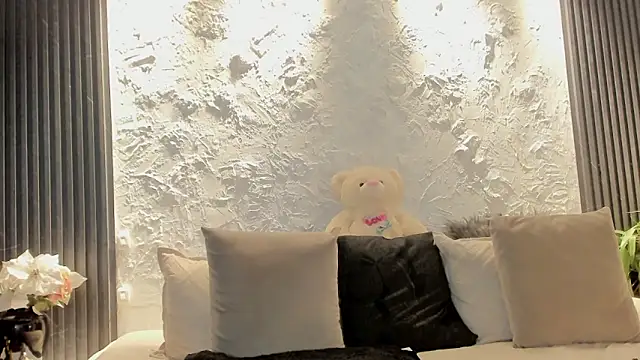 Chat +18 de joselin_rouse ao vivo