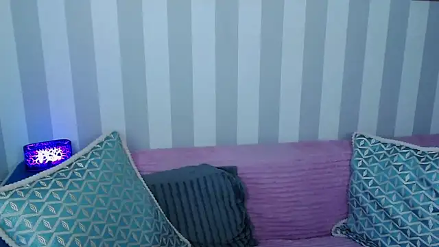 MonaLisaG live XXX chat