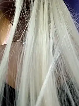 Chat +18 de Jasmine_FullsShine ao vivo