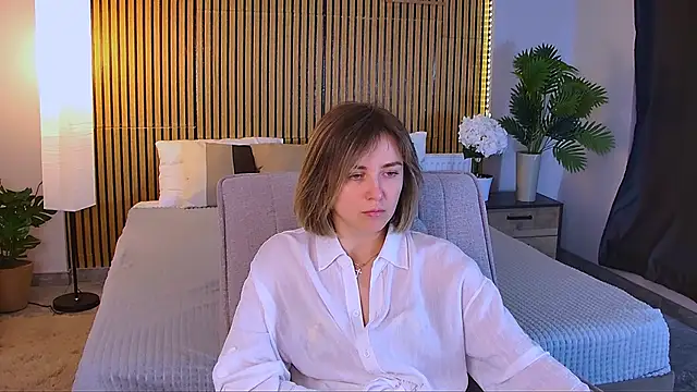 Chat +18 de EmeraldGlow ao vivo