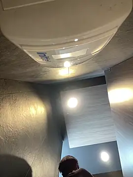 Pokazy przed kamerką – Andres_boy252