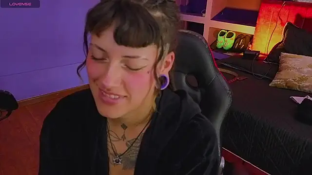 _sharlotte777 现场XXX聊天