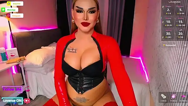 sassyselfsuckerTS Show in webcam