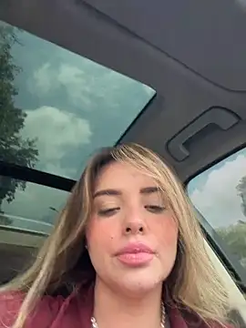 Alirawrzのウェブカメラショー