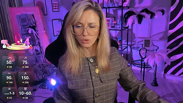 Živý XXX chat LadyIzabel