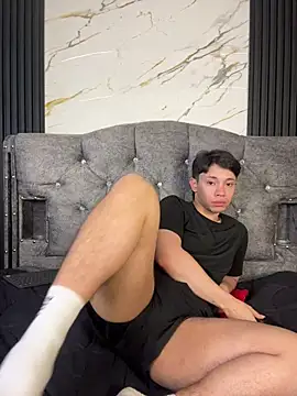 Noah-ledom: вебкам-шоу