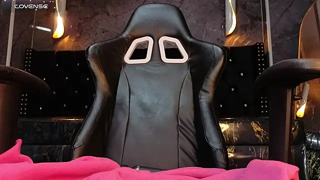 Kitty_fox_b Adlı Modelin Canlı XXX Sohbeti