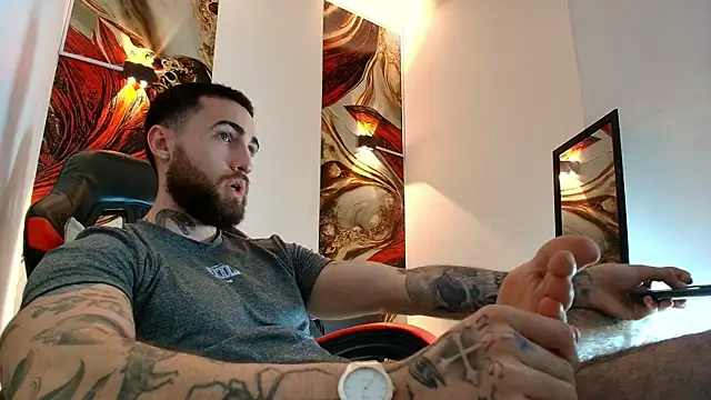 Luke_davis01 Adlı Modelin Canlı XXX Sohbeti