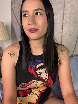 Val12777 Chat XXX in diretta