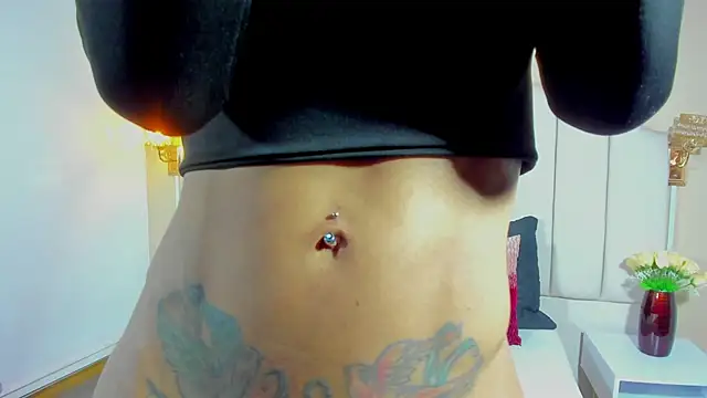 Sara_Hanks Webcam-Show