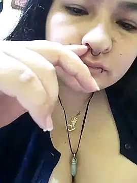 LauraHorny69 웹캠 쇼