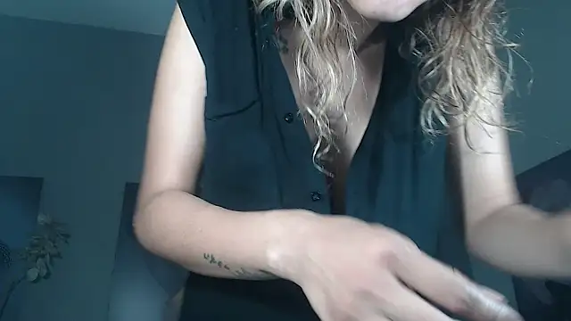 AntonellaBlanc Chat XXX in diretta