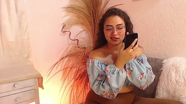 Онлайн чат XXX _Kim__M