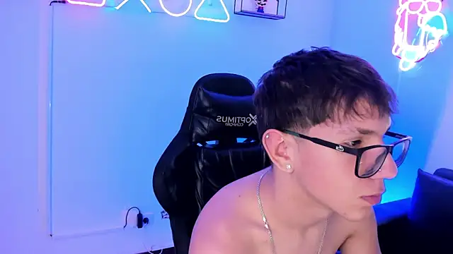 Webkamerová show Adrien_silex