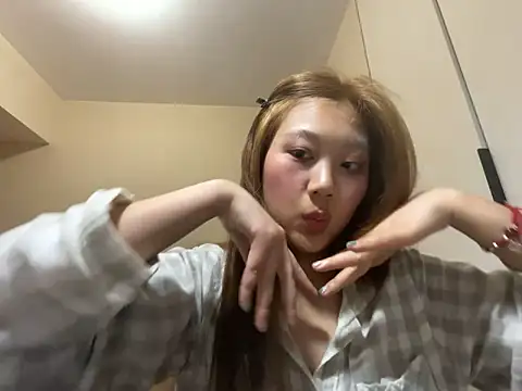 tutu512's Live XXX Chat