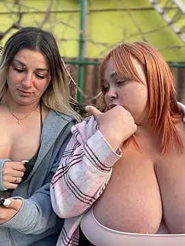 Chat +18 de SweetCuteGirls1023 ao vivo