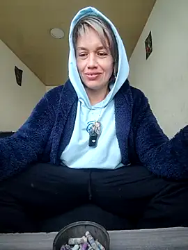 Chat +18 de MARILYNMADELENAKOVANOVA ao vivo