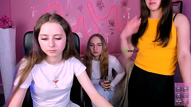 rebecca_smileのライブXXXチャット