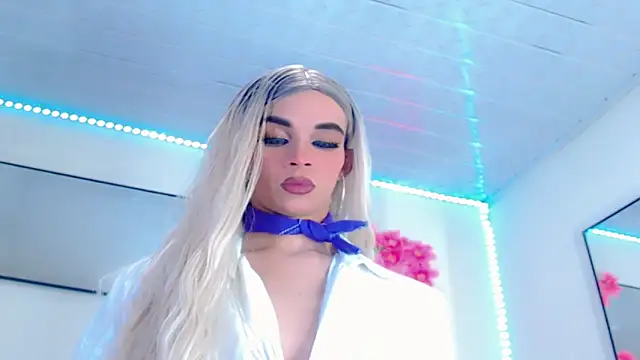 Karla_hot777 网络视讯表演