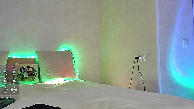 Roseaa: онлайн-секс-чат