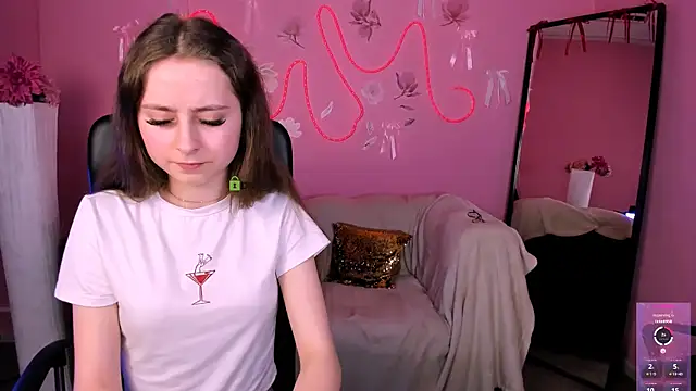 دردشة rebecca_smile الجنسية المباشرة