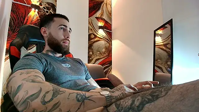 Luke_davis01 即時 XXX 聊天