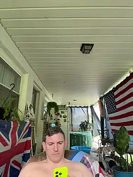 Integrityofsin: διαδικτυακό σόου στην κάμερα