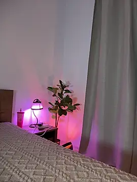 Chatroom XXX en direct de EvaRyen_