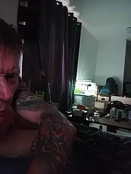 Der_Schoene_Penis Adlı Modelin Canlı XXX Sohbeti