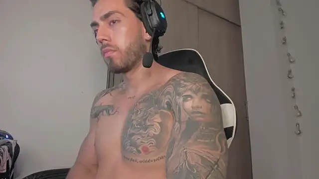 Axel__Blaze live XXX chat