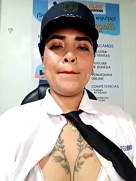 MAYE__13n Live XXX chat