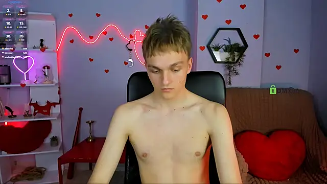 Show modela john_lik na web-kameri