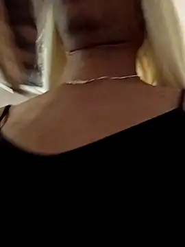 Jasmine_FullsShine's Webcam Show