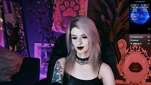 Chat XXX en directo de Noah_ElmerX