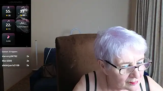 Chat XXX en directo de Sandra_Snowflake