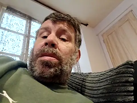 stud2512: απευθείας συνομιλία ΧΧΧ