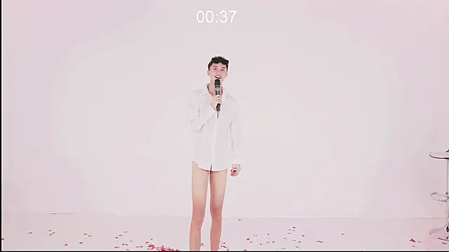 YLBOY-666 Show Webcam