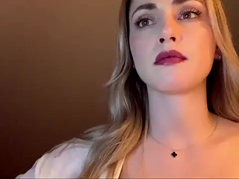 ScarlettSensitive: απευθείας συνομιλία ΧΧΧ