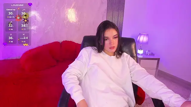 IsabellaDubois_ – Naživo XXX chat