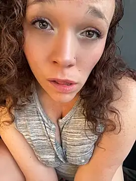 Pertunjukan Kamera Web XoMisty