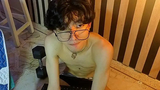 Twink_Sebas7n Live XXX chat