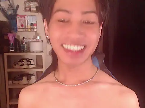 Erin_23のライブXXXチャット