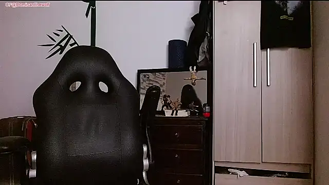 Вебкам-шоу DominanThewolff