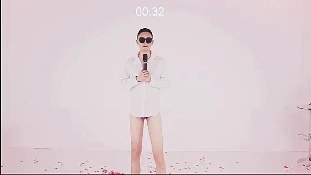 YLBOY-666 Obrolan Langsung XXX