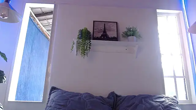 Chat +18 de Andrea_secret_ ao vivo